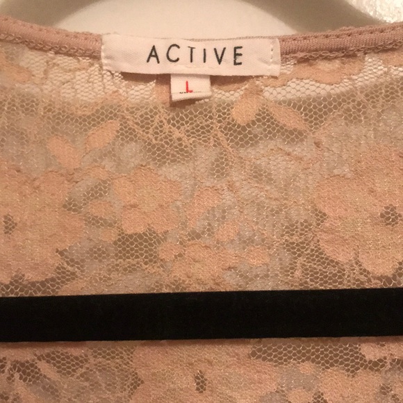 Beige crop top laced - Picture 2 of 6